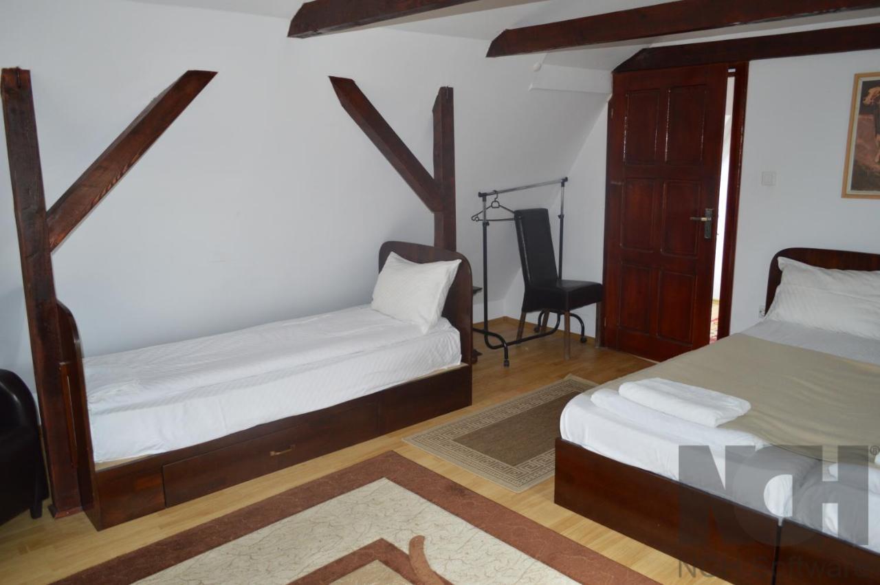 La Mos Pavel Otel Noslac Dış mekan fotoğraf